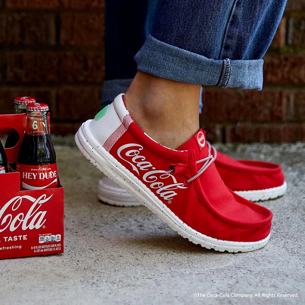 Wally Coke True Red/White